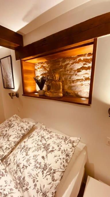 Studio Renove Avec Patio, Coeur Du Centre Ville Besançon Extérieur photo