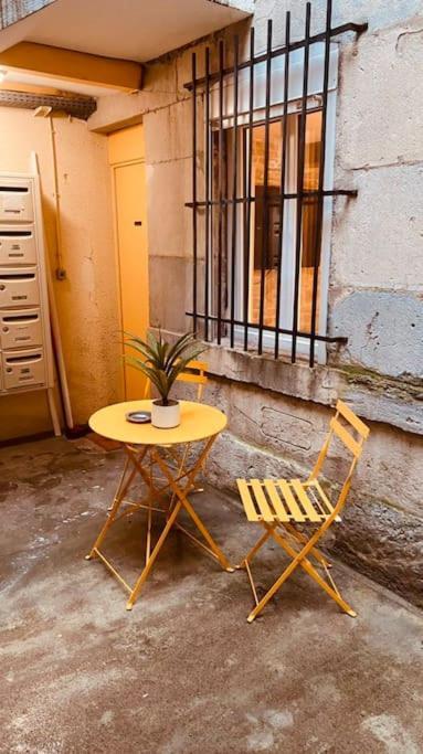 Studio Renove Avec Patio, Coeur Du Centre Ville Besançon Extérieur photo